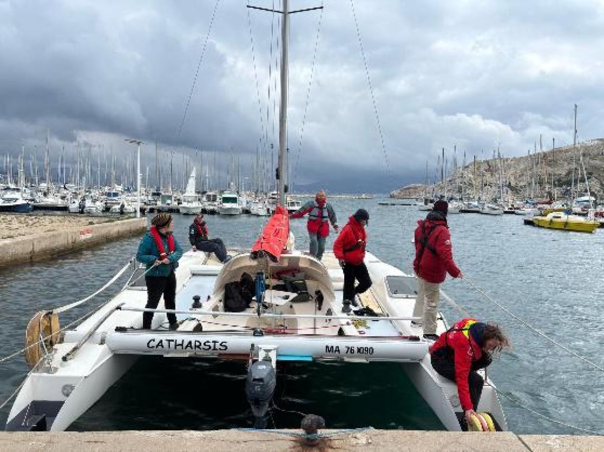 photo ATSCAF Voile - Sorties hebdomadaires avec notre catamaran Catharsis