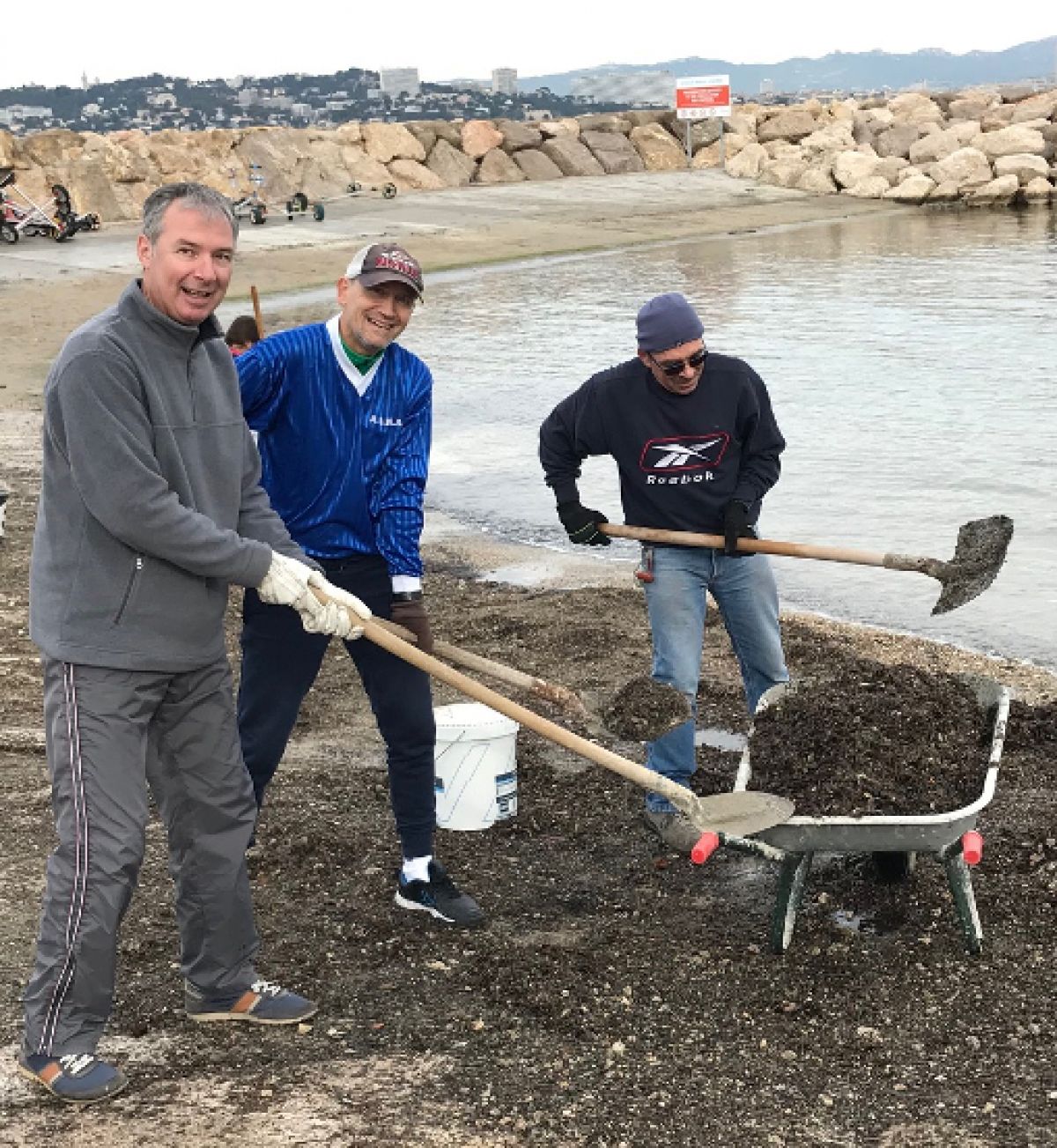 200119-nettoyage-cale-mise-a-l-eau-3