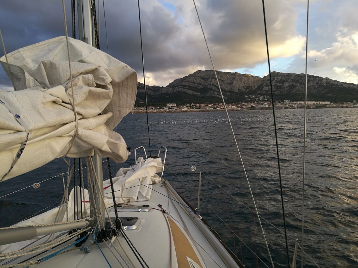 arrivee-port-pointe-rouge-helia