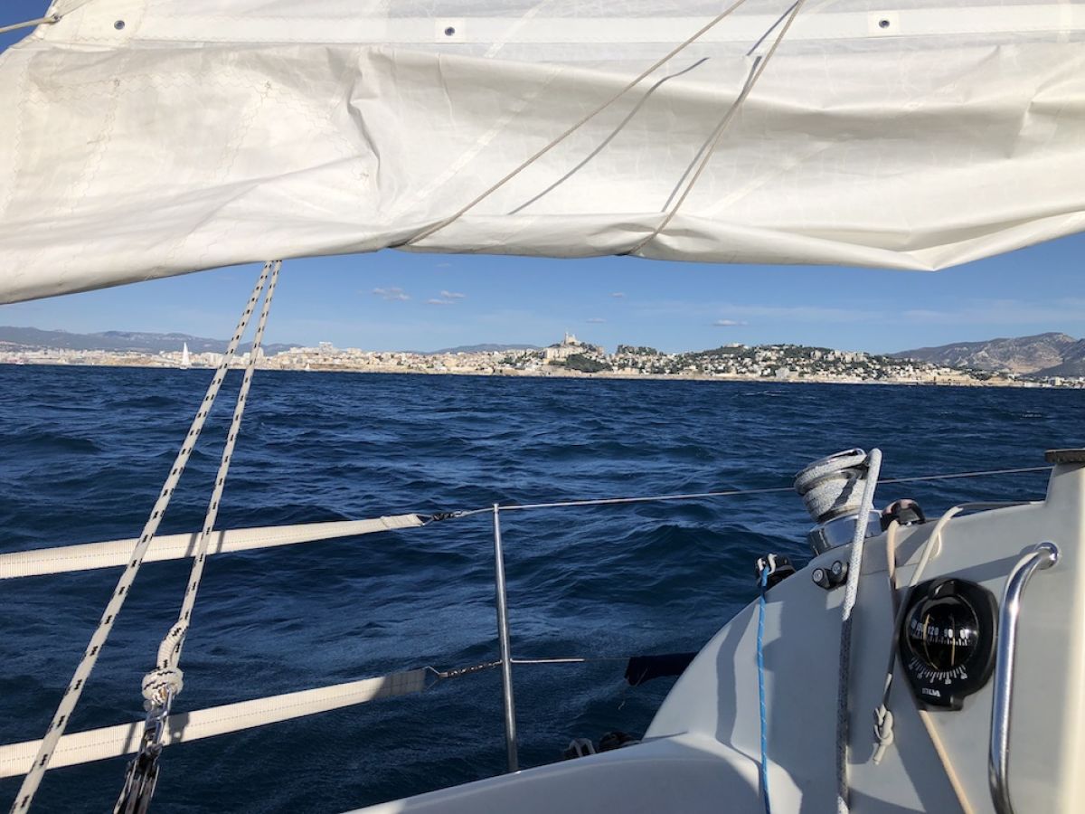 bonne-mere-marseille-sous-le-vent-6